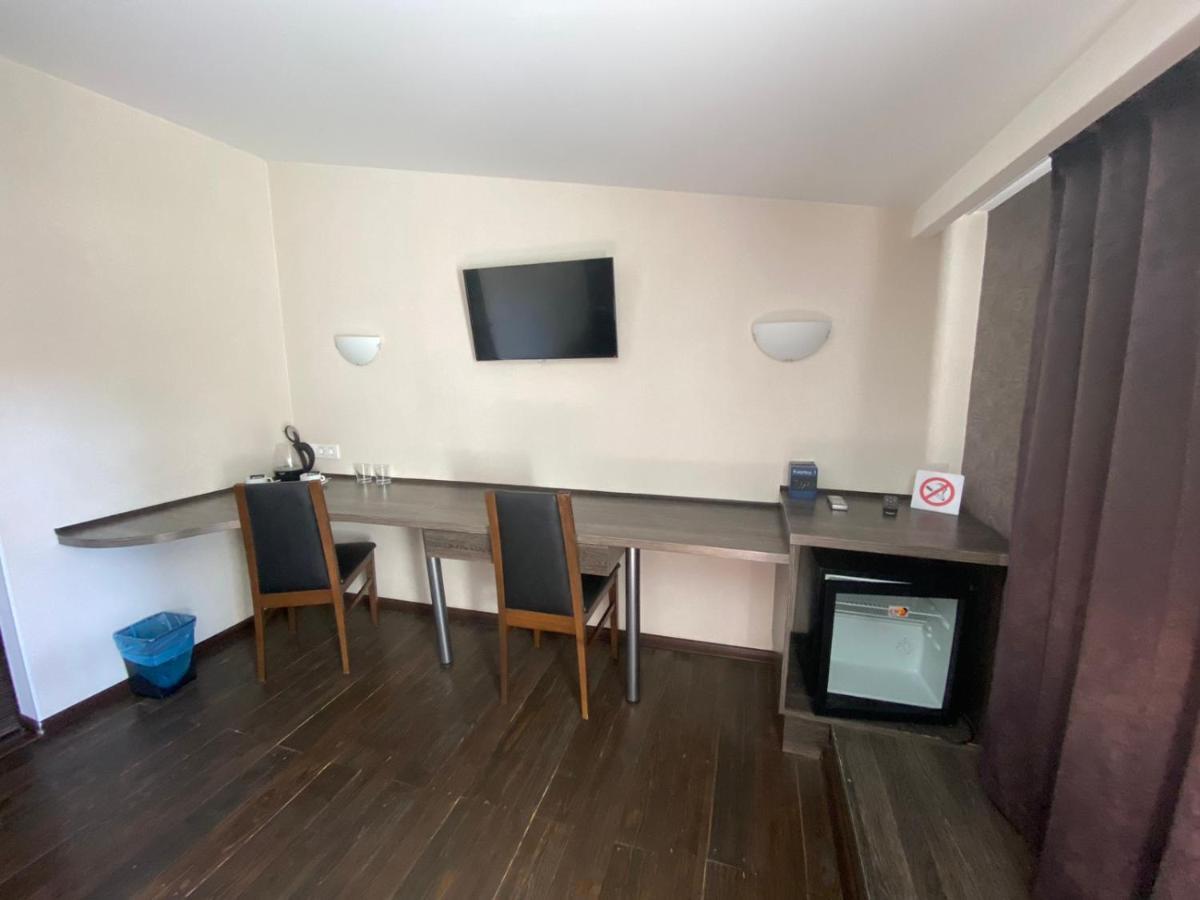 Afina Aparthotel 오데사 외부 사진